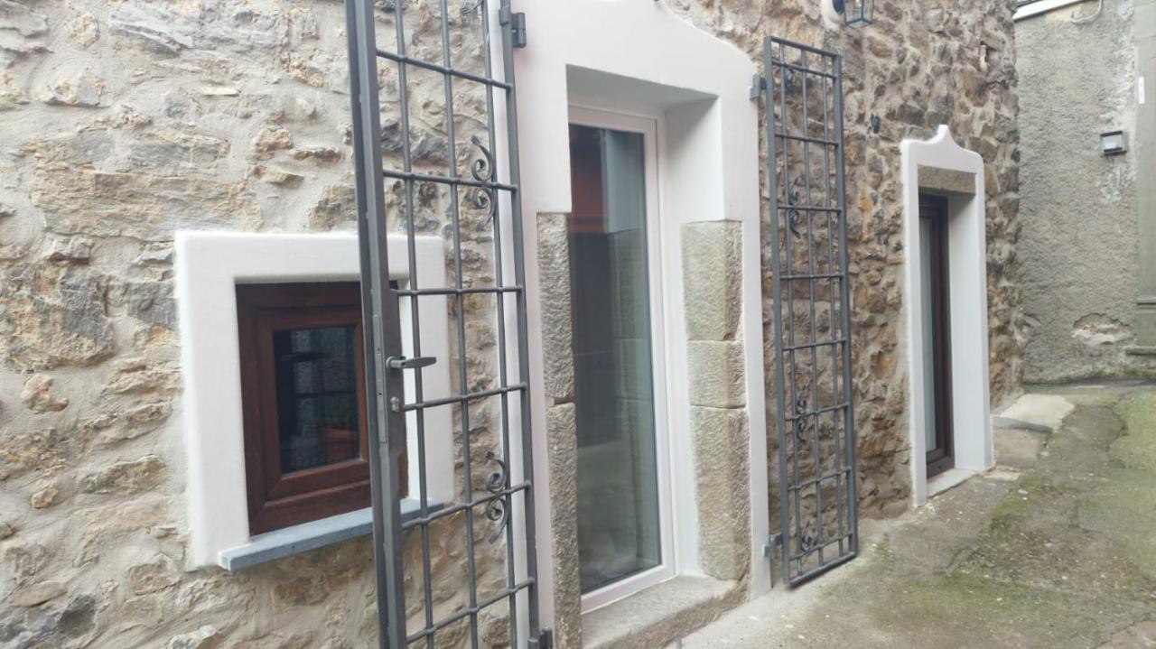 La Pietra Di Sersa Quaratica Kültér fotó
