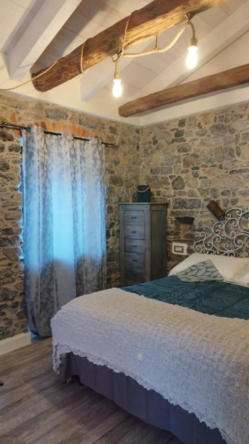 La Pietra Di Sersa Quaratica Kültér fotó